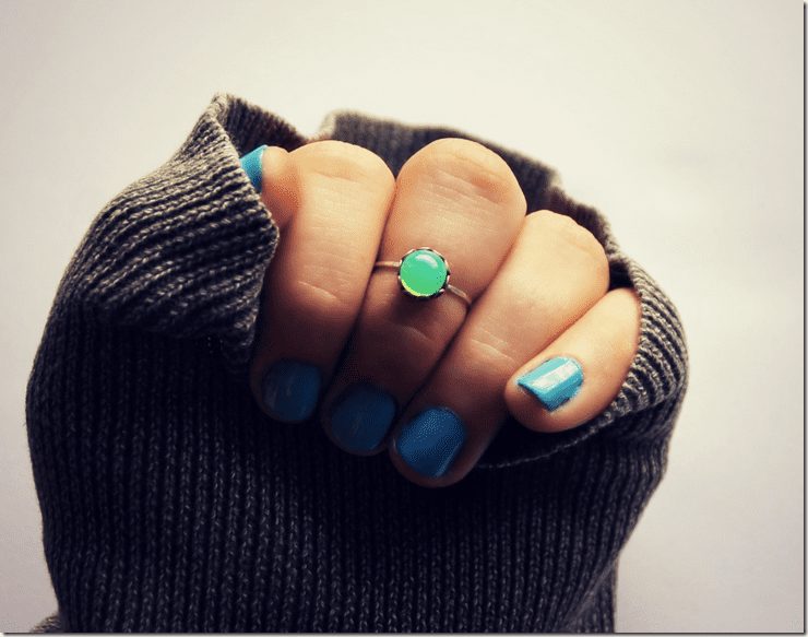 green-opal-knuckle-ring