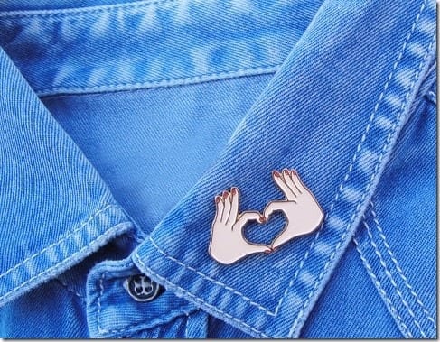 hand-love-pin