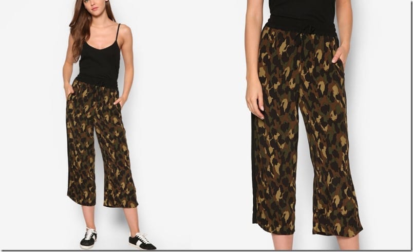 camo-print-wide-leg-crop-trousers