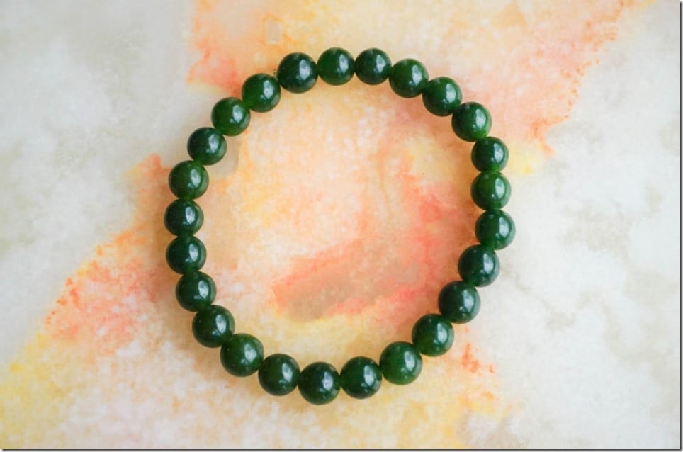 african-green-jade-beaded-bracelet