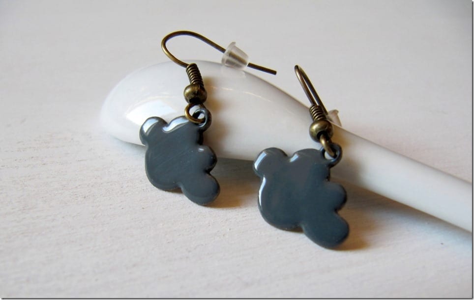 dark-grey-cloud-earrings