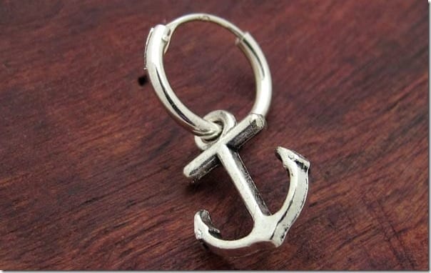 single-hoop-anchor-earring