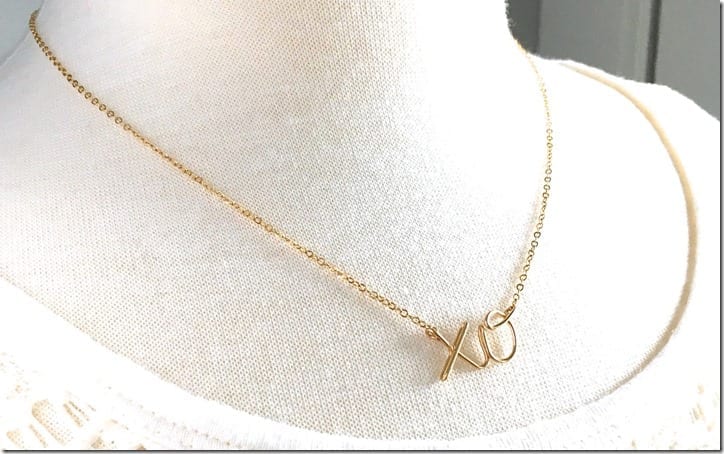 Send Your Hugs And Kisses Through The XO Jewelry Style