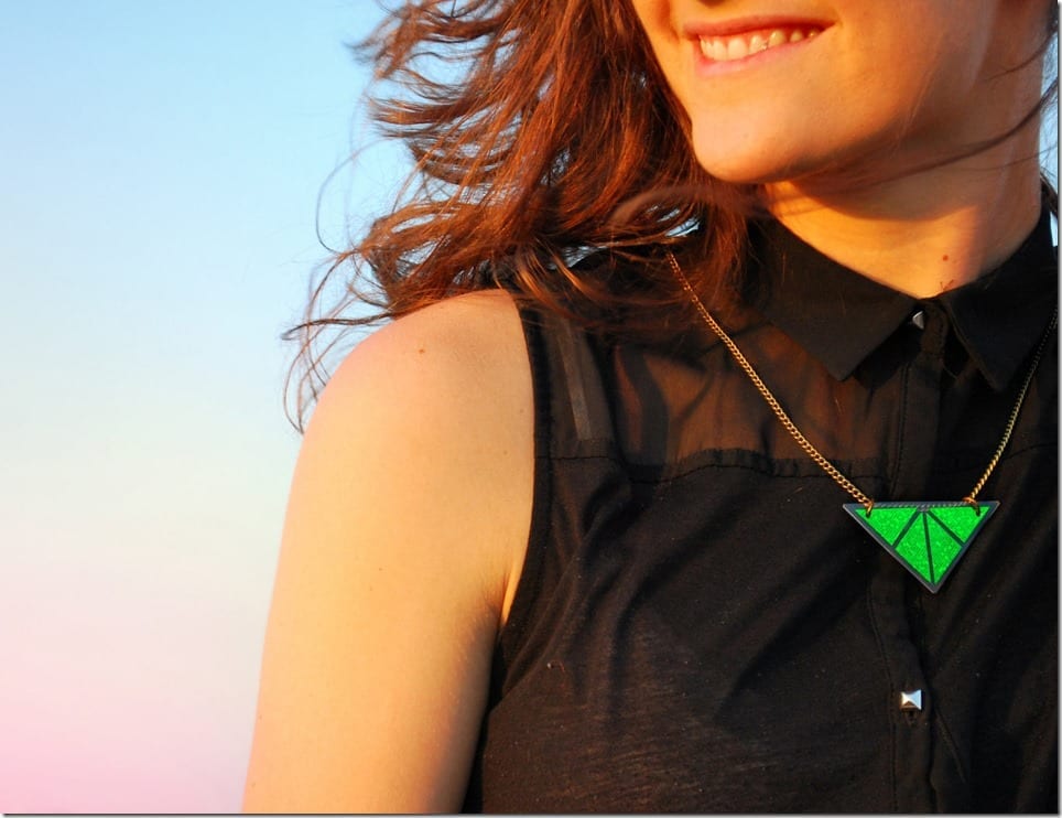 holographic-green-triangle-necklace