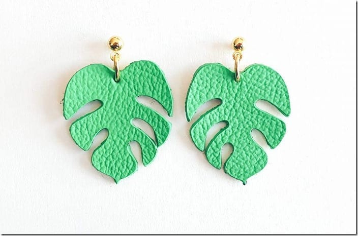 tropical-green-monstera-earrings