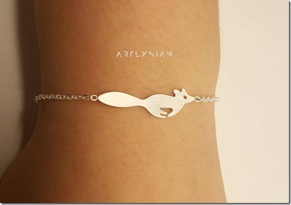 dainty-cute-fox-bracelet