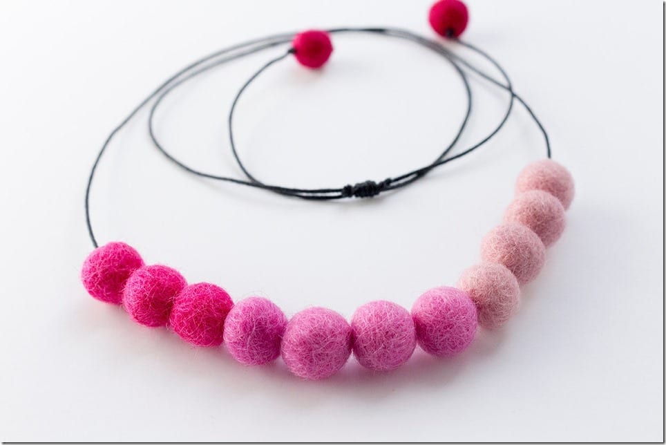 ombre-pink-pom-pom-necklace