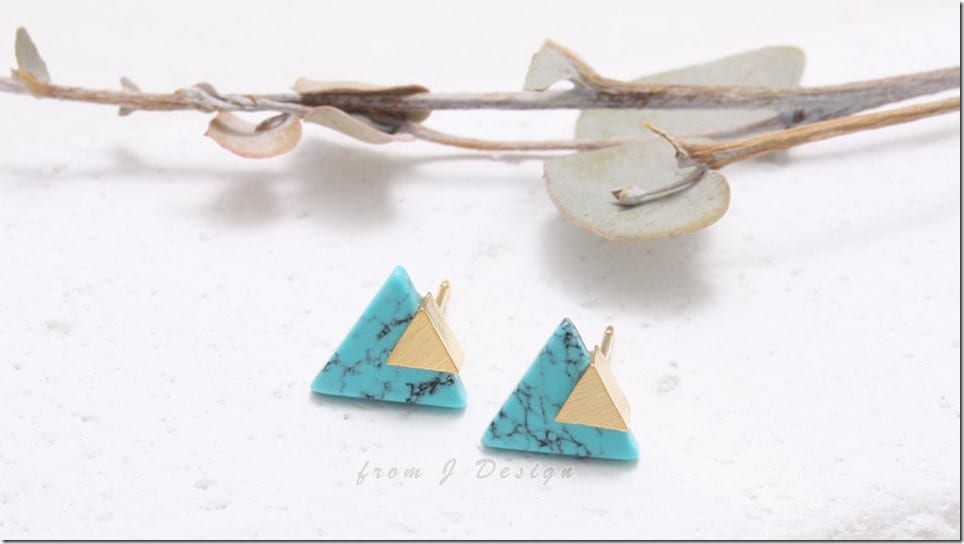 triangle-on-turquoise-triangle-earrings