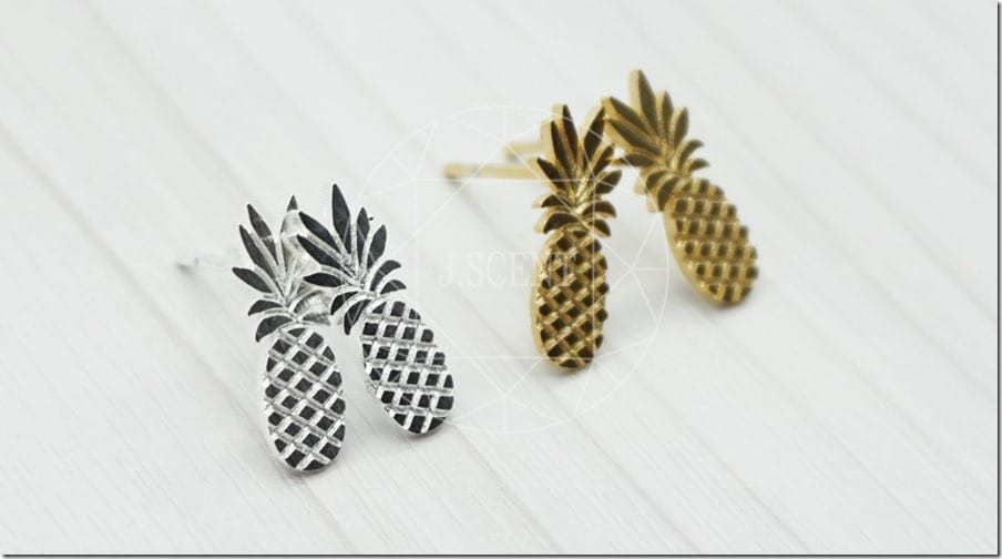 minimal-pineapple-stud-earrings