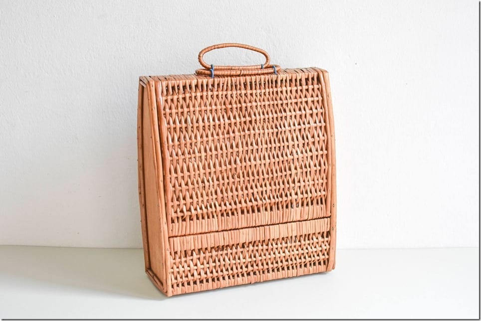 vintage-rattan-suitcase-bag