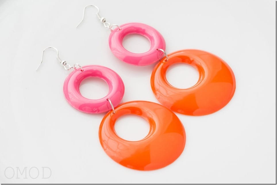 60s-style-pink-orange-hoop-earrings