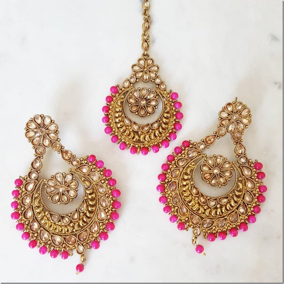 hot-pink-antique-gold-earring-tikka-set