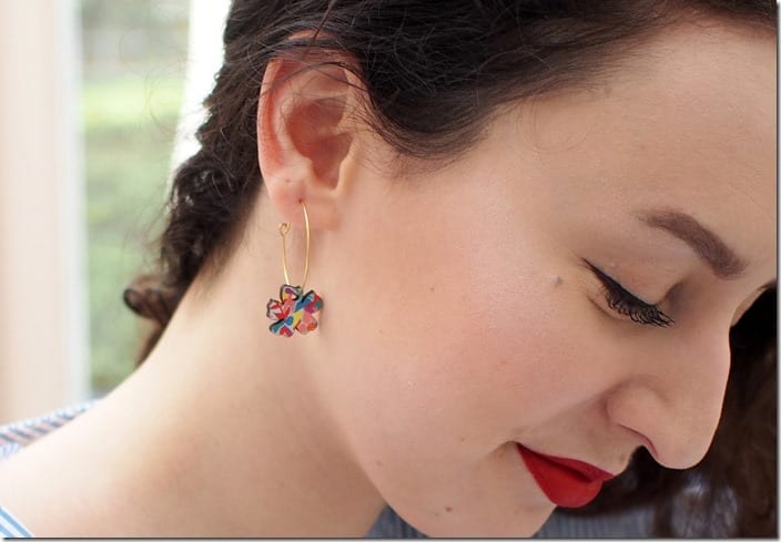 gold-hoop-colorful-flower-earrings