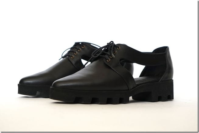 black-leather-cutout-oxford-shoes