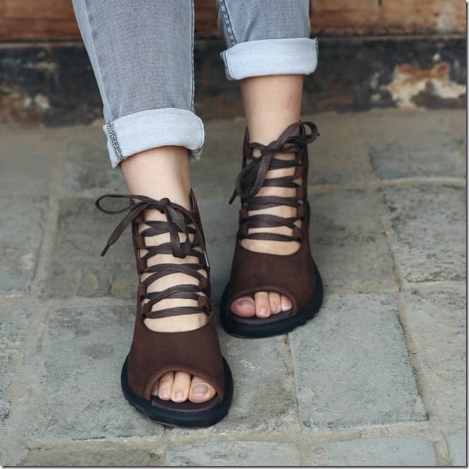 vintage-style-leather-lace-up-shoe