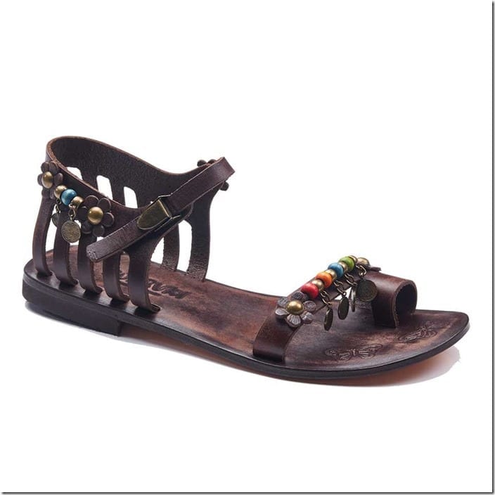 Fashionista NOW: The Leather Sandals For Charming Summer Feet