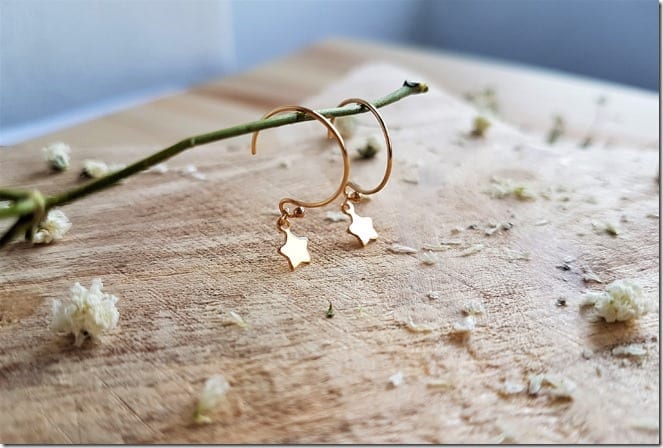 mini-open-hoop-star-earrings