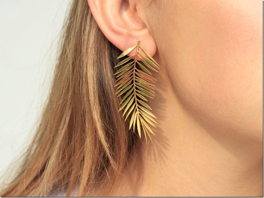 palm-leaf-dangle-earrings