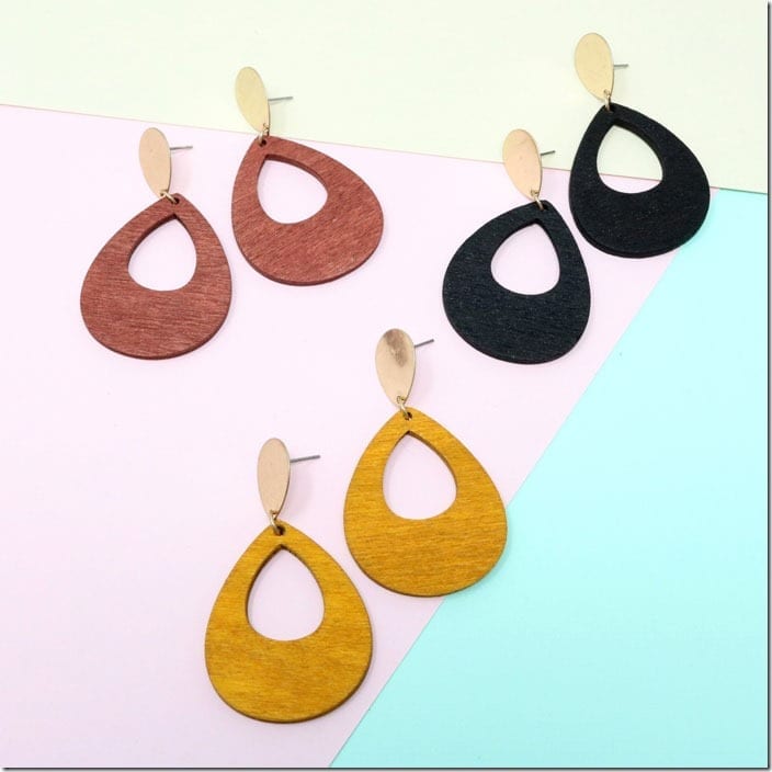 wooden-teardrop-earrings