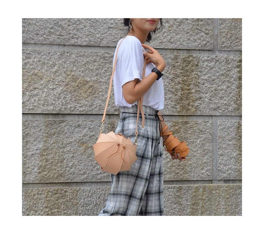 Nude Leather Beetle Bag