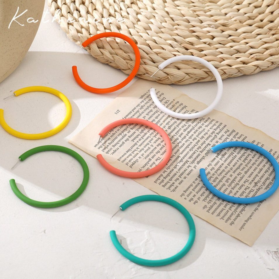 colored acrylic hoop earrings // GreenwoodsJewellery