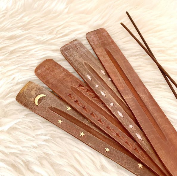 10 Beautifully-Designed Incense Holders For Your Incense Sticks