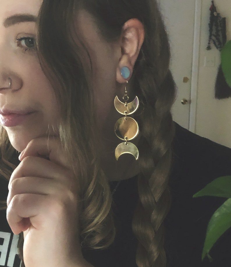 moon phase mirror earrings // Ghosttraveler