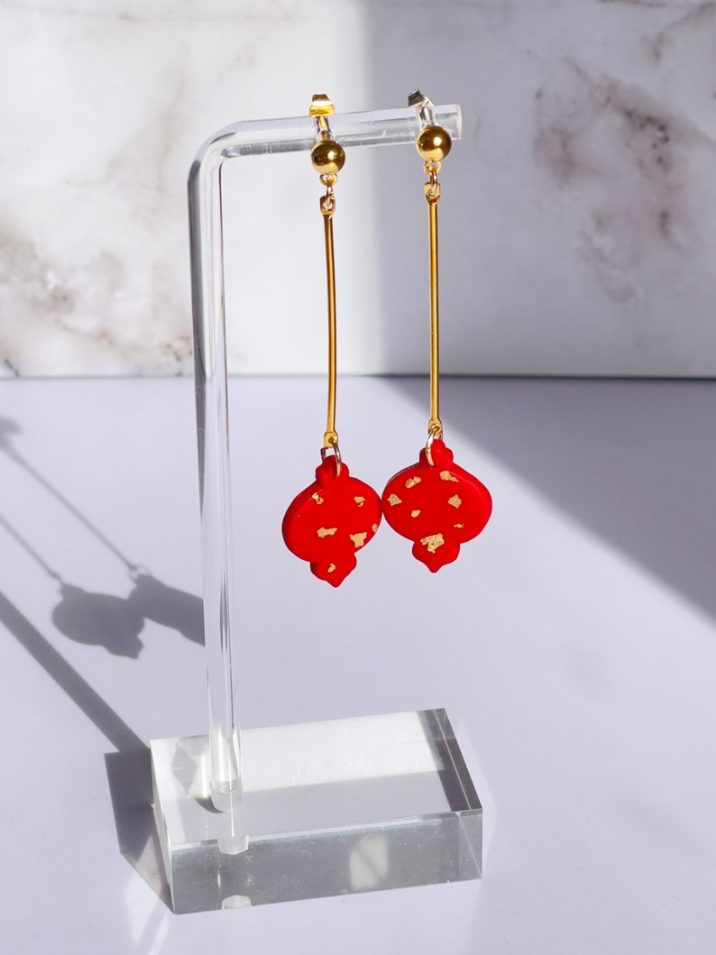 red lantern drop earrings // Sanidaandco