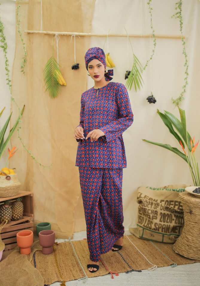 purple girl kurung set