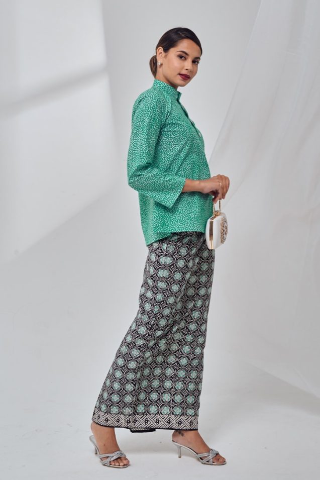 Baju Raya 2022 The Classic Way With Short Blouse Styles