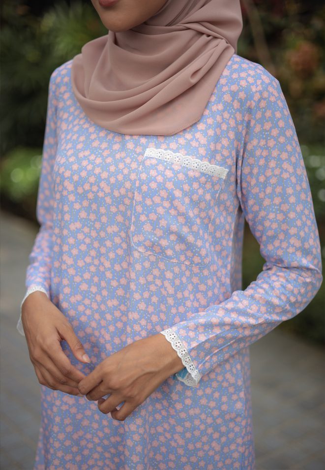 ditsy floral lace detail kurung