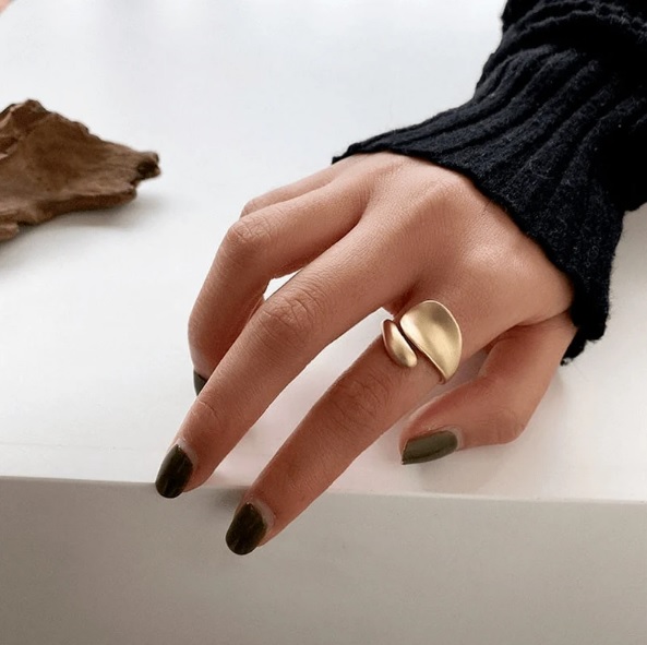 solid wave open style ring