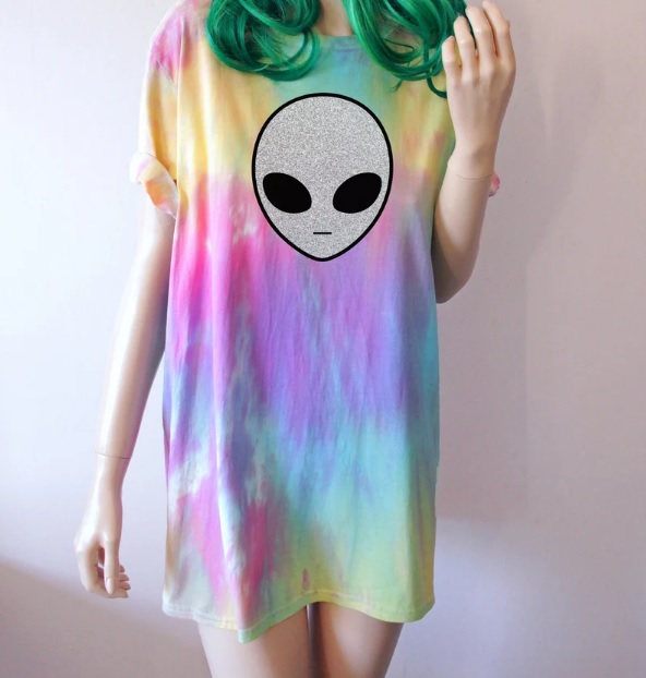 alien pastel tie dye t-shirt // vfever