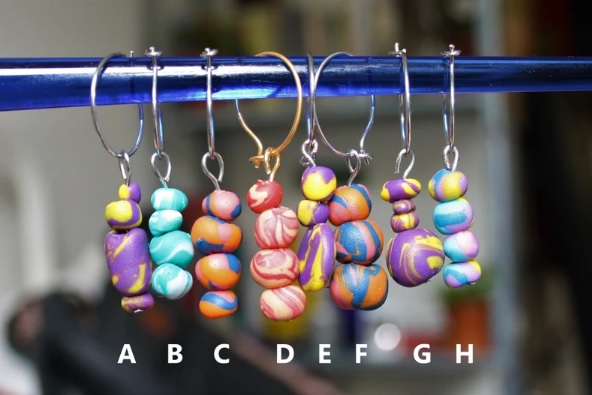 beaded tie dye drop earrings // KatEnPoesie