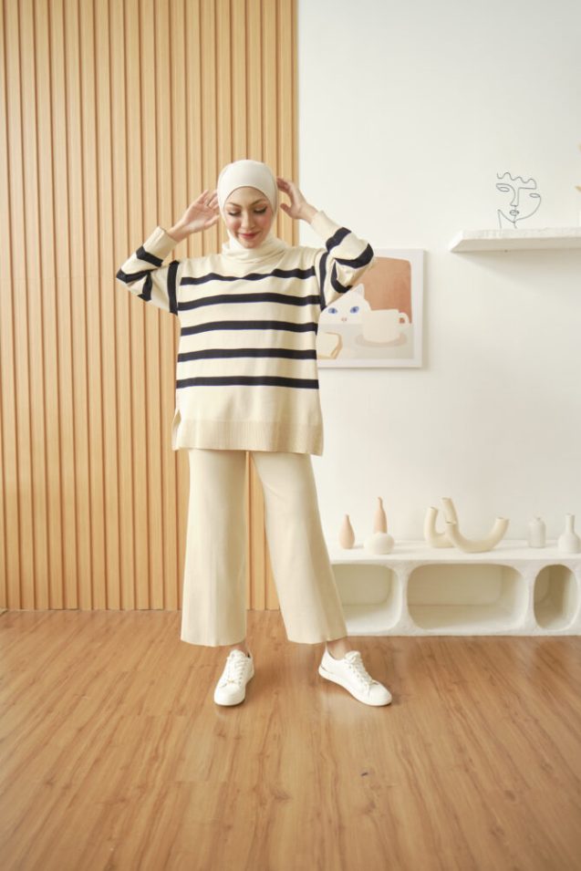 knitwear top and pants set