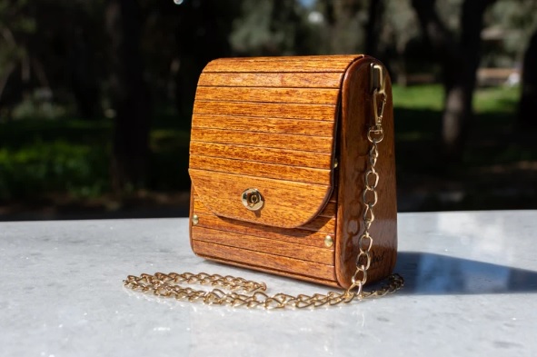 teak wood elegant wooden bag // MadeOfOliveWood