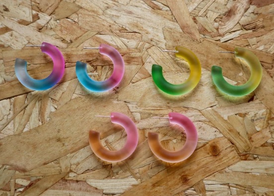 ombre colored open hoop earrings // amberandorange