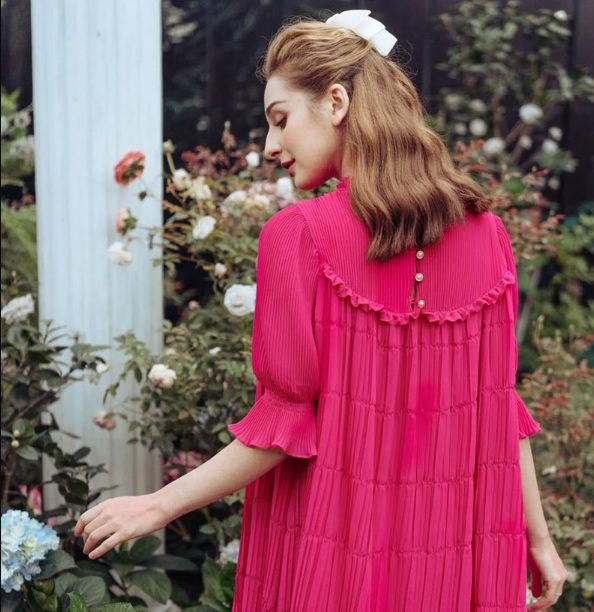 7 Dress Styles With Major Classic Feminine Appeal