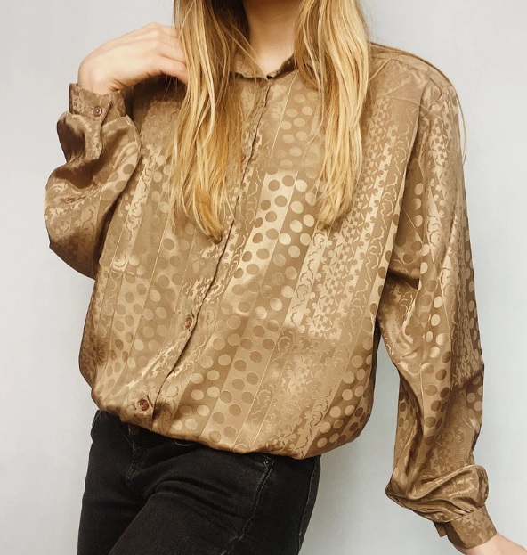 vintage 80s embossed gold blouse // SisuVintageStore