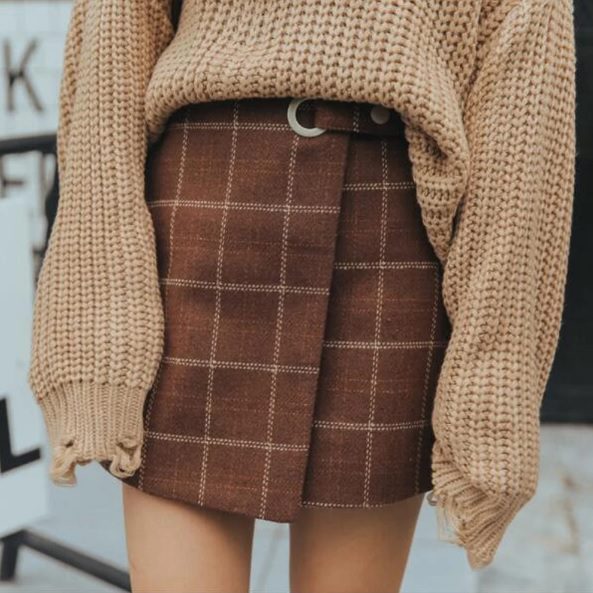 earthy brown retro y2k mini plaid skirt // lotoyou
