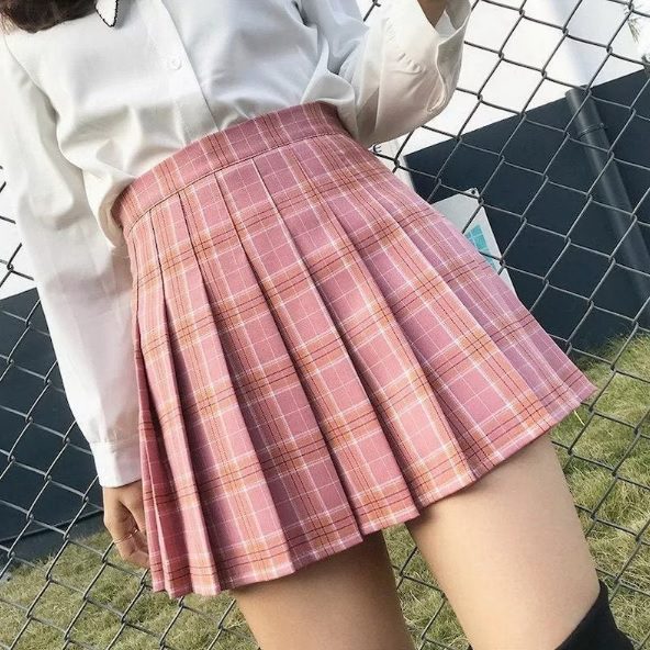 mod colored y2k pleated plaid mini skirt // BermudaFashion