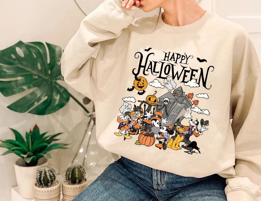 vintage style mickey halloween sweater // VintJewels