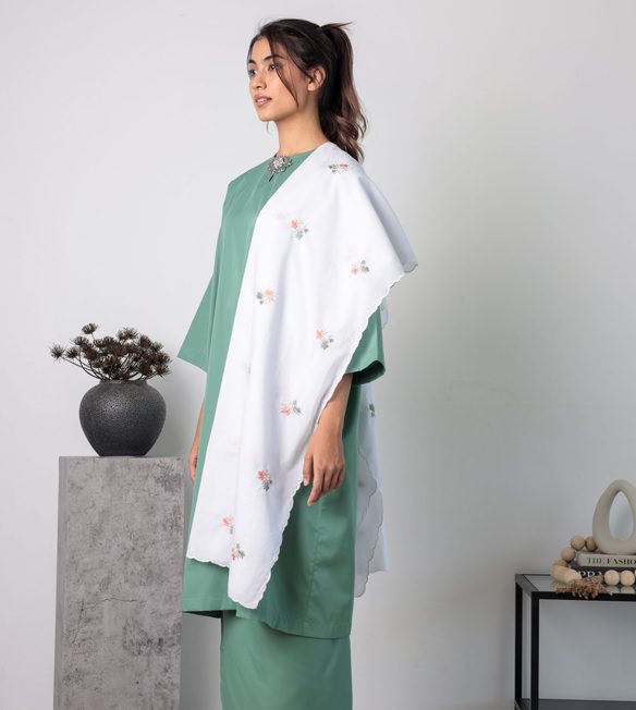 Christy Ng's 2023 Raya Collection