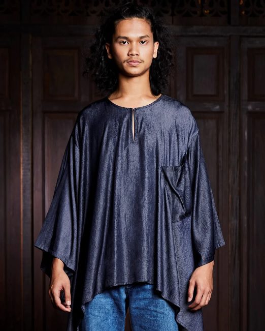 dark blue flowy baju raya for guys // Melinda Looi