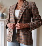 Oversized Vintage Blazer Style For The Chic Girl Look