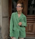Oversized Vintage Blazer Style For The Chic Girl Look