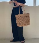 Make Woven Straw Bags Your Summer Beach Arm Candy