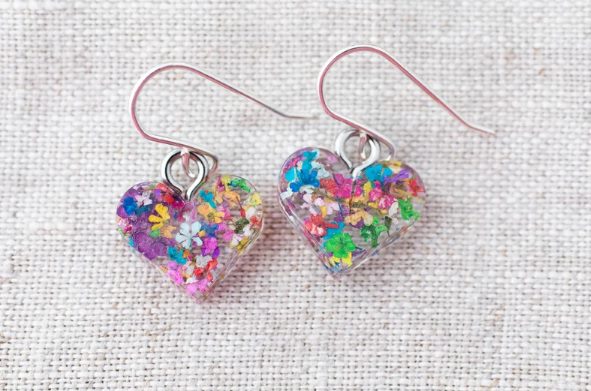 botanical confetti heart earrings // ButtonsyJewellery
