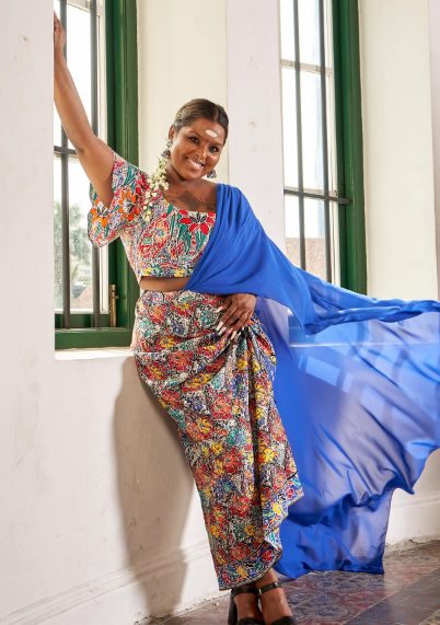 Cahaya set with batik crop top, skirt & blue saree // Jefferey Goh