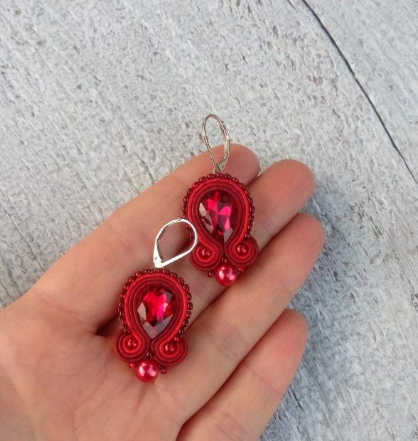red embroidered crystal earrings // MagicalSoutache